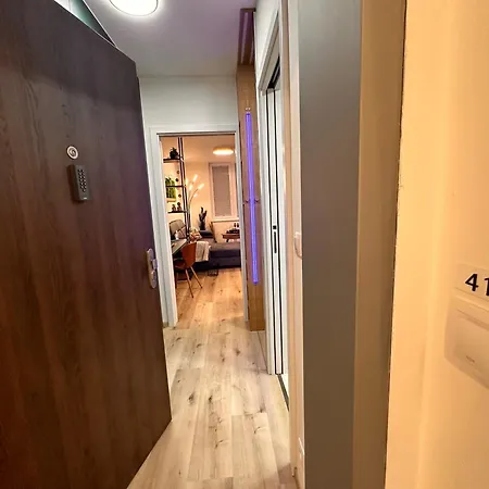 Dh Vankovka Design 1kk - 1 Min Vankovka, Bus, Train - Netflix, Smarttv, Free Nespresso, Free Parking Apartament Brno