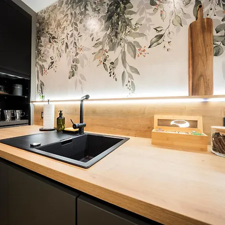 Dh Vankovka Design 1kk - 1 Min Vankovka, Bus, Train - Netflix, Smarttv, Free Nespresso, Free Parking * Brno