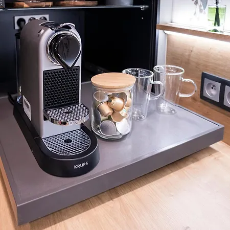 Apartament Dh Vankovka Design 1kk - 1 Min Vankovka, Bus, Train - Netflix, Smarttv, Free Nespresso, Free Parking