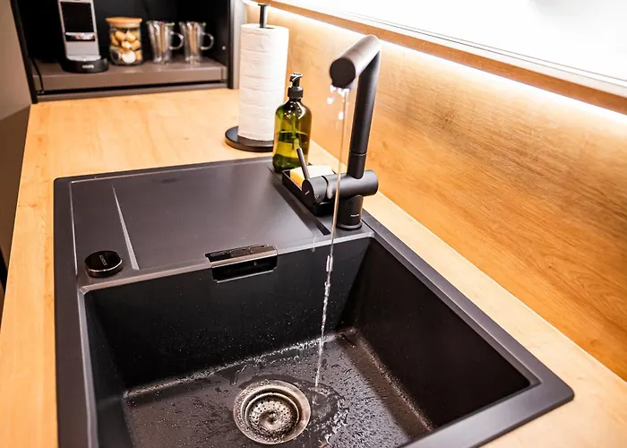 Dh Vankovka Design 1kk - 1 Min Vankovka, Bus, Train - Netflix, Smarttv, Free Nespresso, Free Parking *